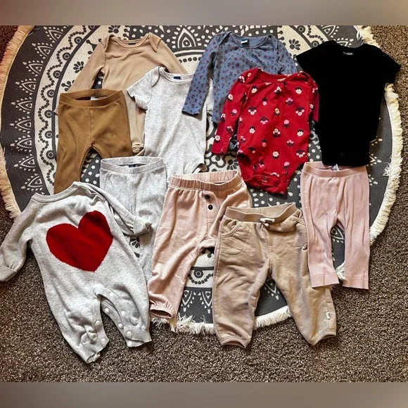 12 month girl bundle - Picture 1 of 1